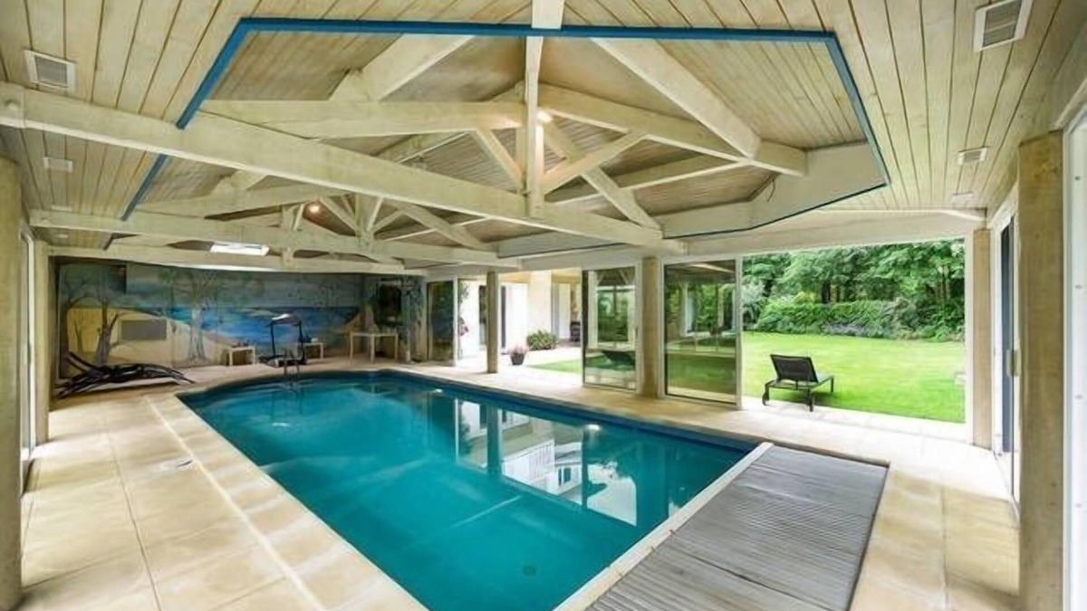 Saint-Sulpice-et-Cameyrac House | Villa 8/10p Indoor heated pool, jacuzzi, in golf residence, tennis court