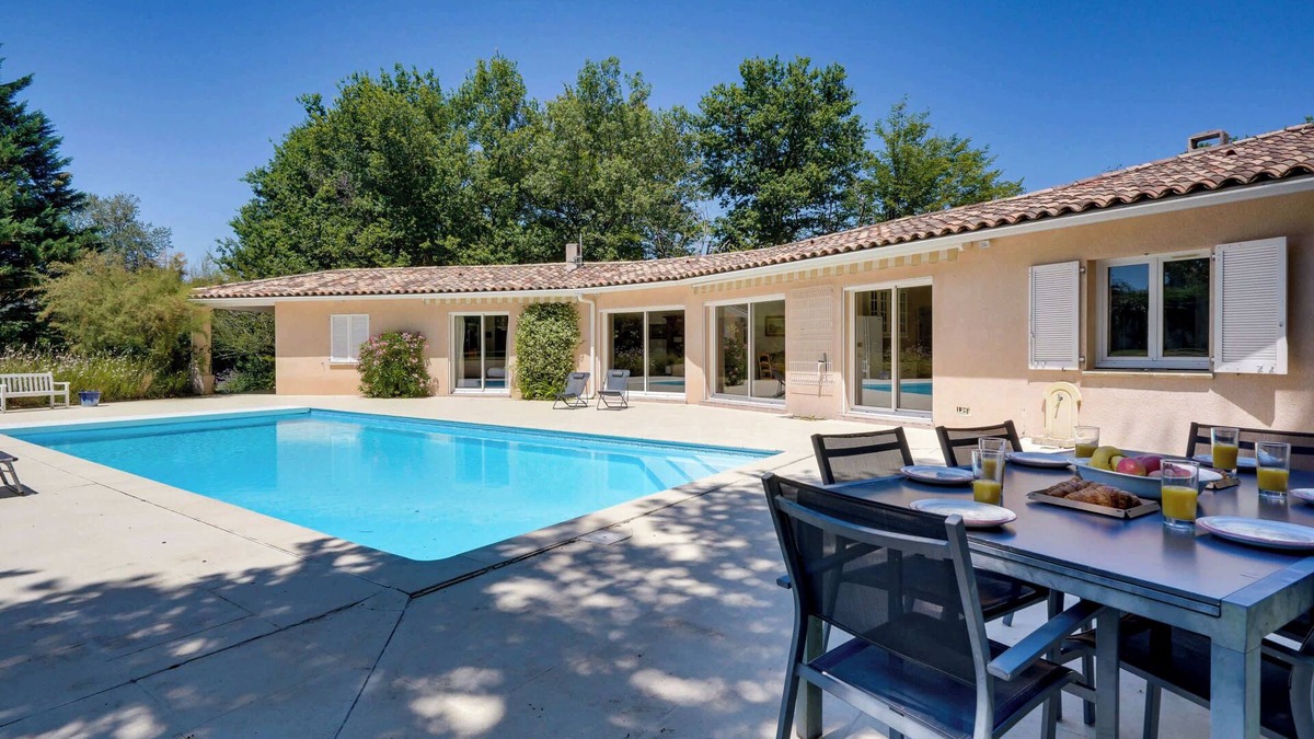 Saint-Sulpice-et-Cameyrac Villa | Villa avec piscine aux portes de Bordeaux