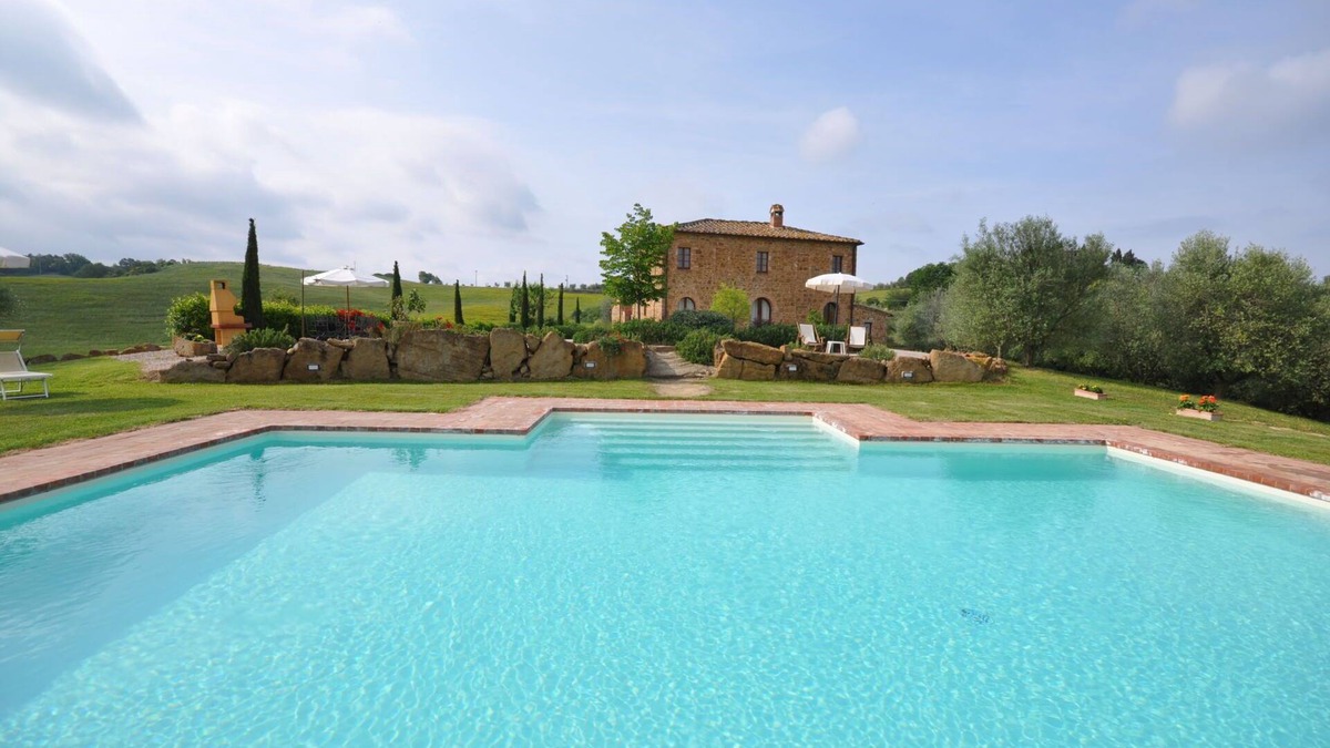 Trequanda Villa | Villa Gaeta - Holiday Country House with private swimming pool in Val d'Orcia, Tuscany