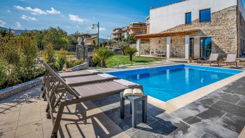 Trappitello Villa | VILLA GALLUS 6, Emma Villas