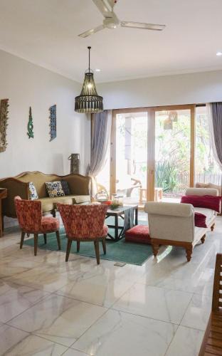 Tahunan House | Villa Gardenia Pantai Jepara
