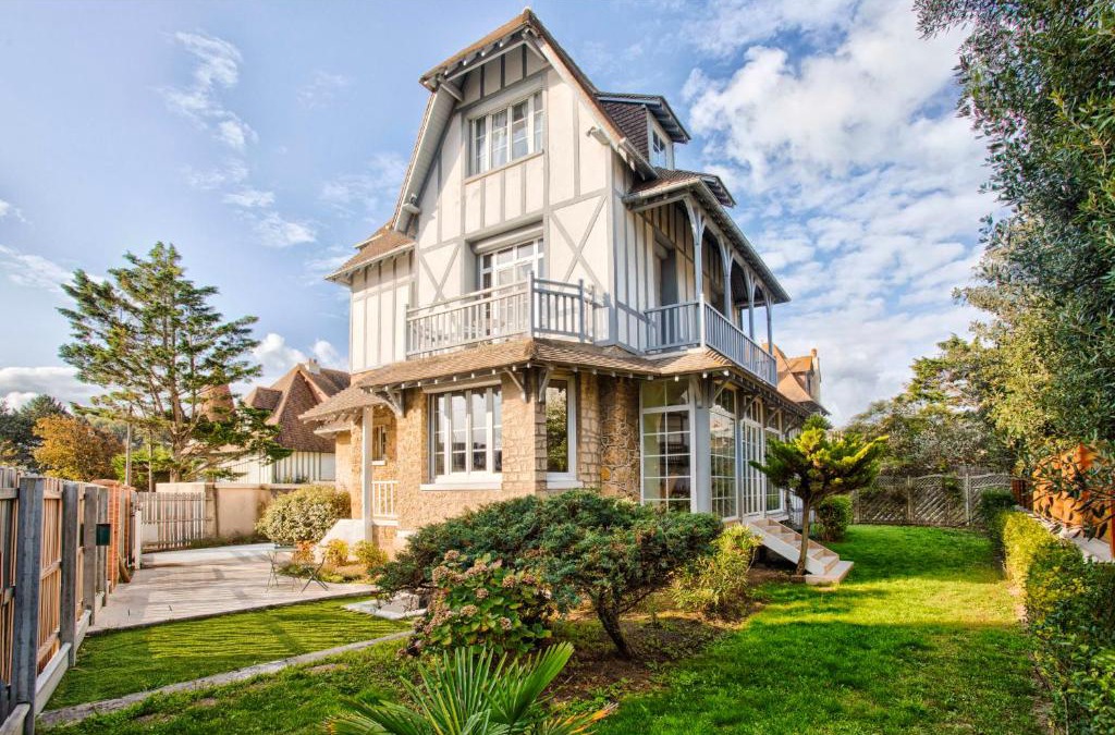 Benerville-sur-Mer Villa | Villa Georgia - Beachfront Villa - Bénerville