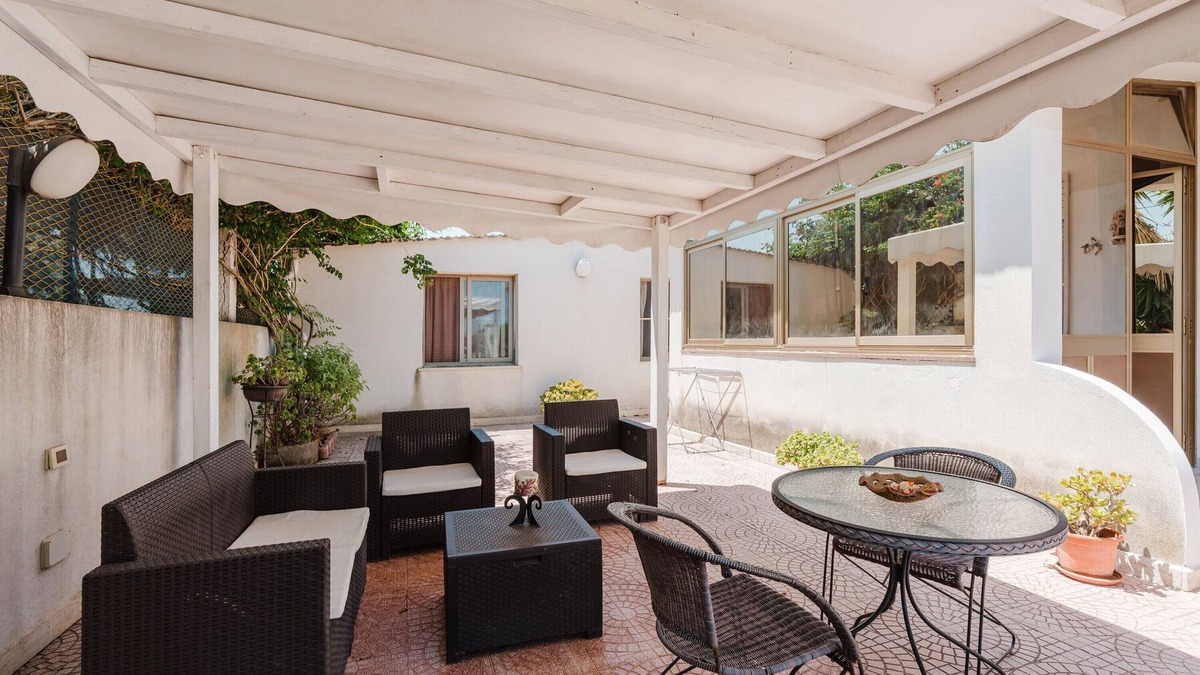 Rilievo Villa | Villa 'Giacrì - Rilievo' with Private Terrace, Wi-Fi and Air Conditioning