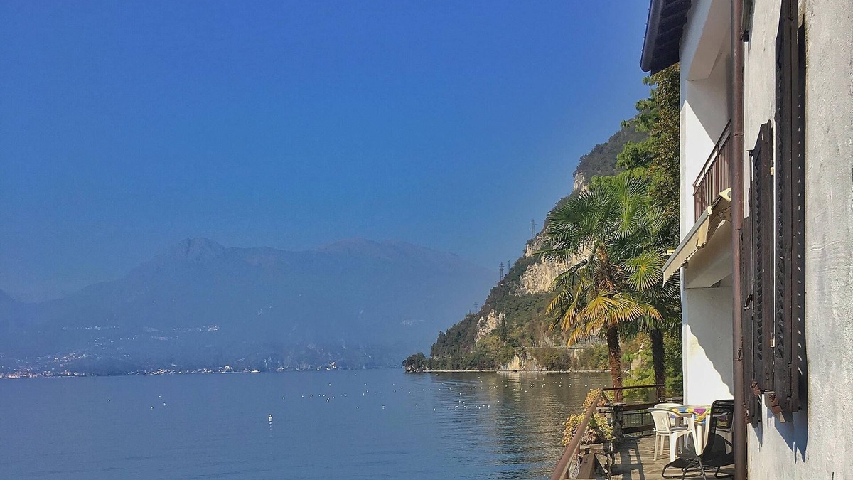 Fiumelatte Villa | Villa "Gioconda" with Lake & Mountain View, Terrace, Garden, Balcony & Wi-Fi