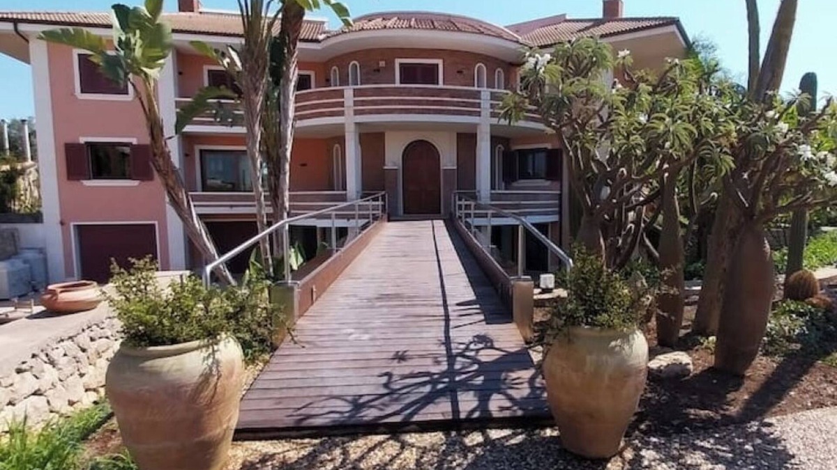 Tiche Bed & Breakfast | Villa Giulia - Sea Wave
