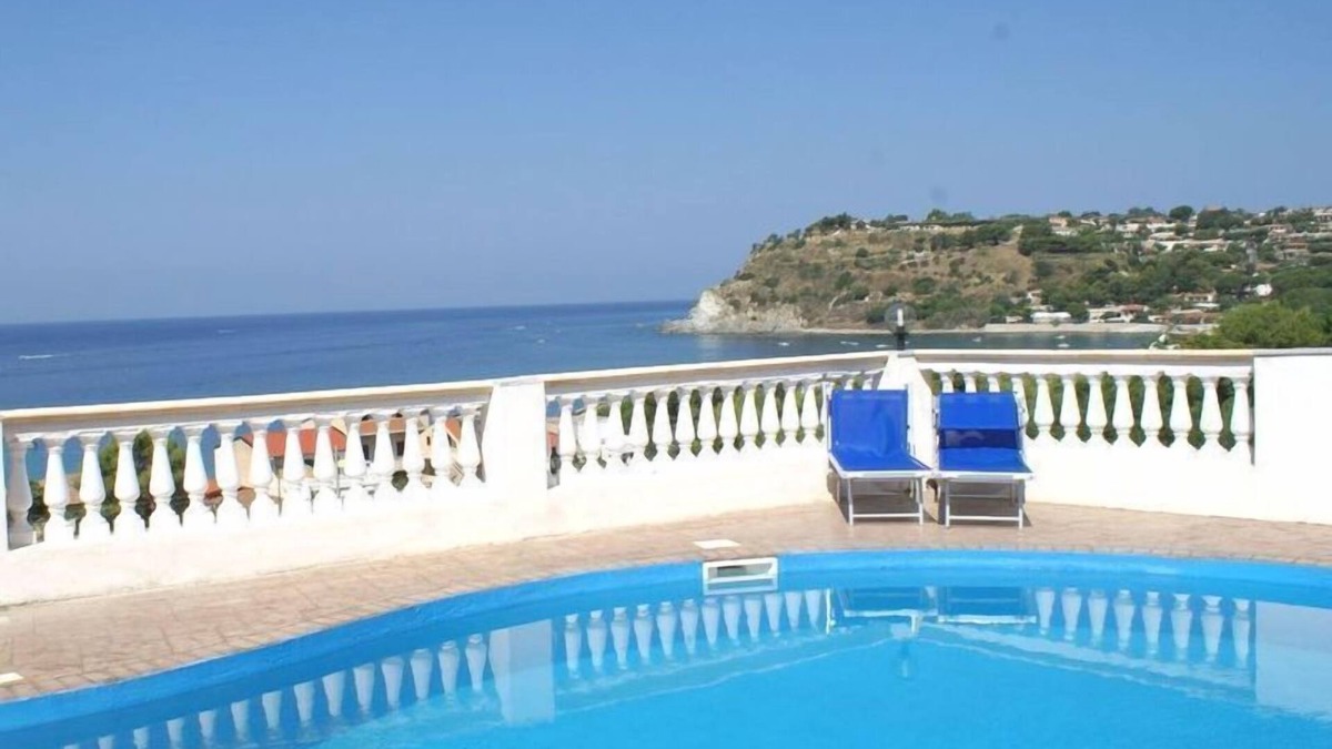 Santa Maria Villa | Villa Giulia, with panoramic private pool near the beach