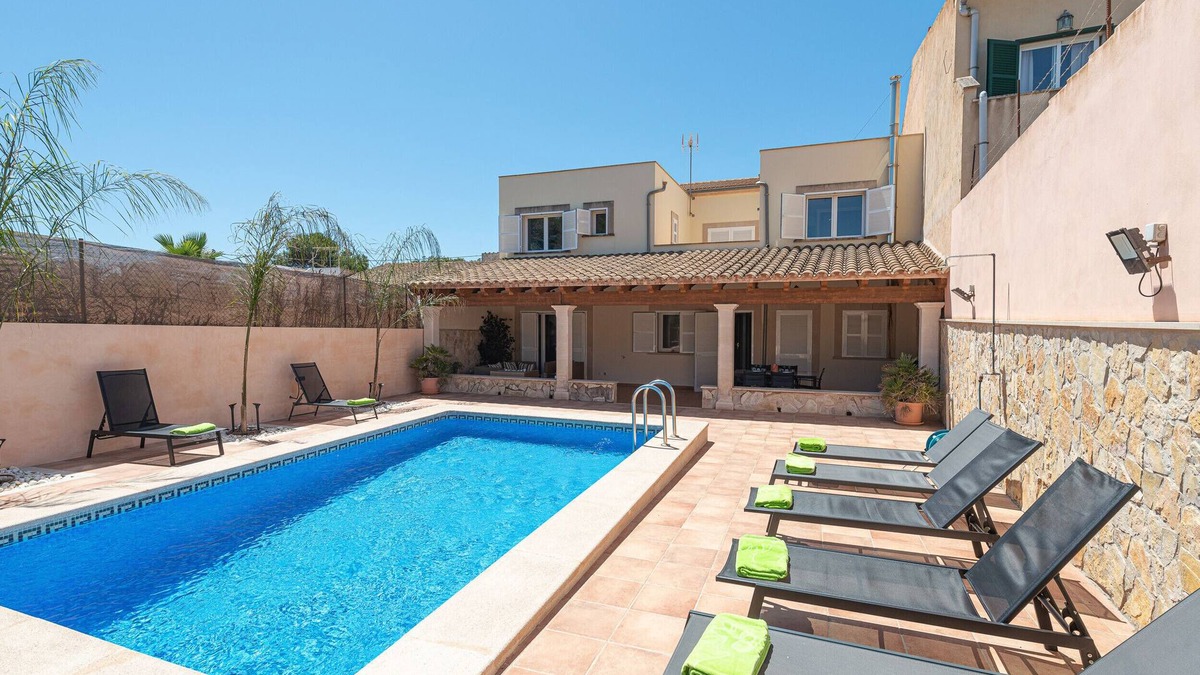 Cala Pi Villa | VILLA GLORIA - Villa with private pool in Cala Pi - Llucmajor. Free WiFi