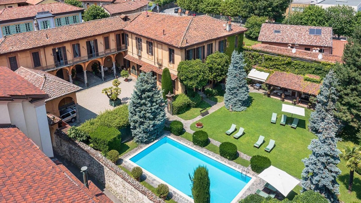 Garlate Villa | Villa 'Gnecchi Lake Como' with Lake View, Wi-Fi and Air Conditioning