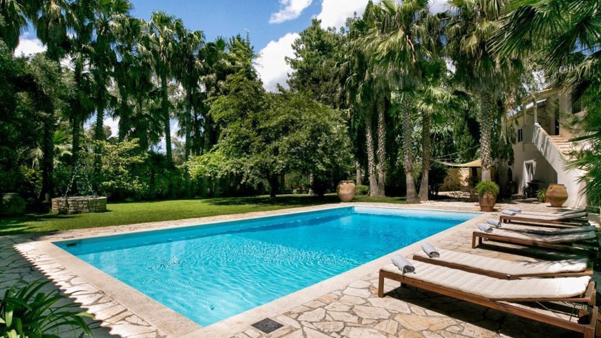 Gouvia Villa | Villa Gouvia Blue - Seven Bedroom Villa, Sleeps 16