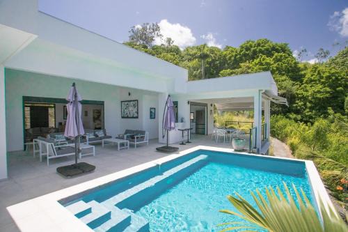 Case-Pilote Villa | Villa GRECA