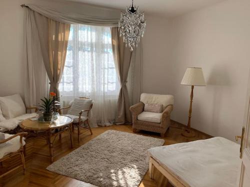 Kalksburg Apartment | Villa guest suite near Vienna
