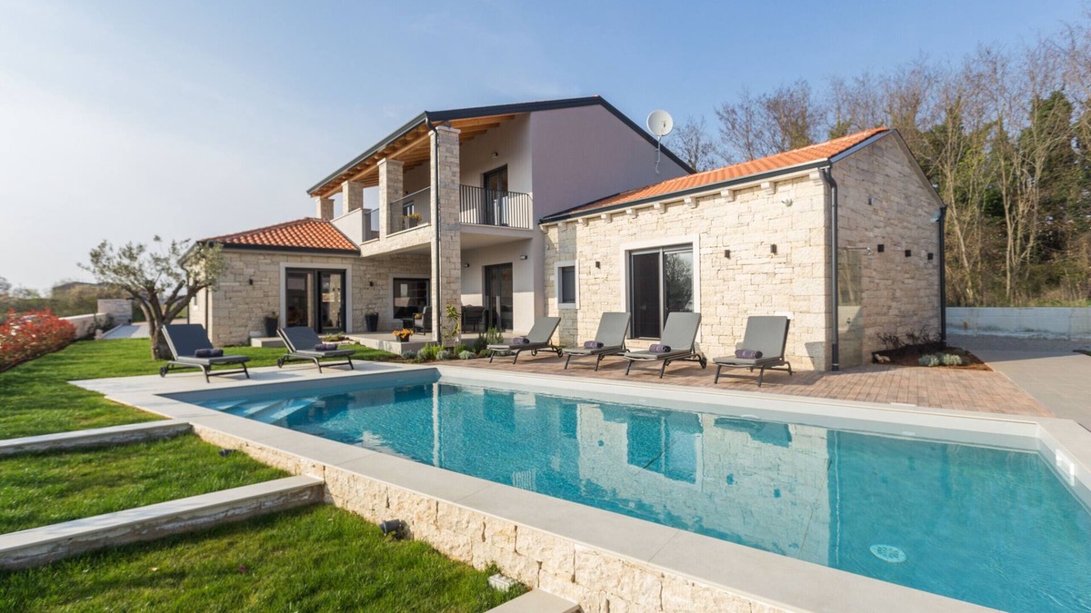 Mofardini Villa | Villa Harmony for 8 people in Central Istria with 50 m2 private pool and sea view