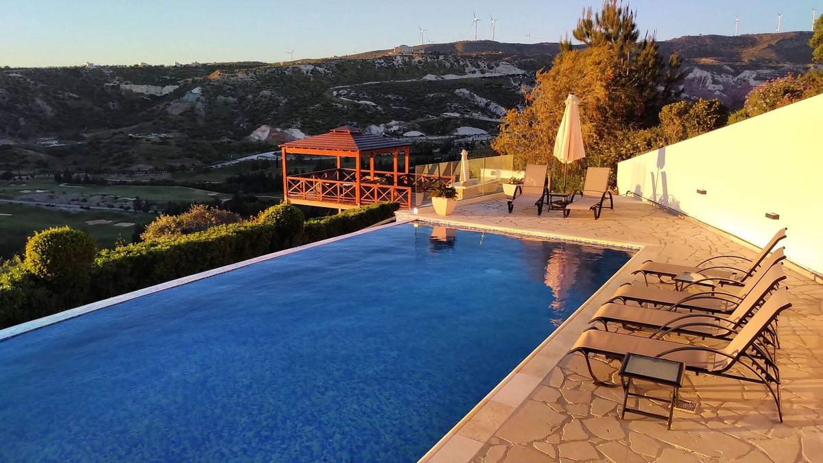 Aphrodite Hills House | Villa HERMIONA - Wake Up To A Golf View