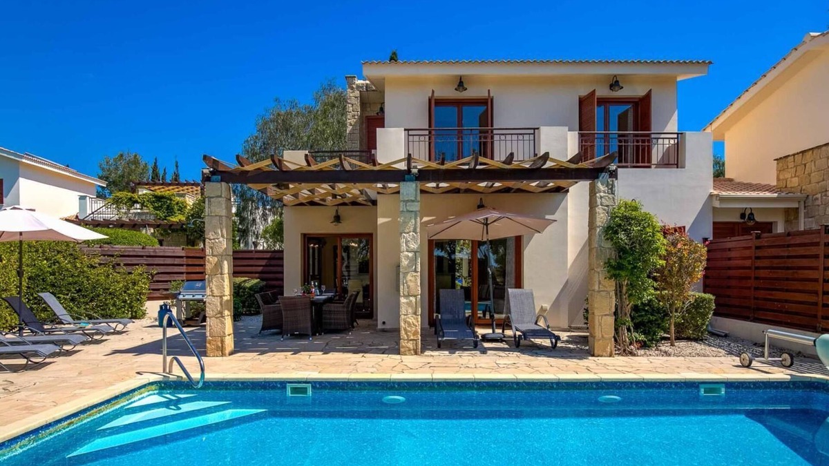 Aphrodite Hills Villa | Villa HG12 Athina - Three Bedroom Villa, Sleeps 6