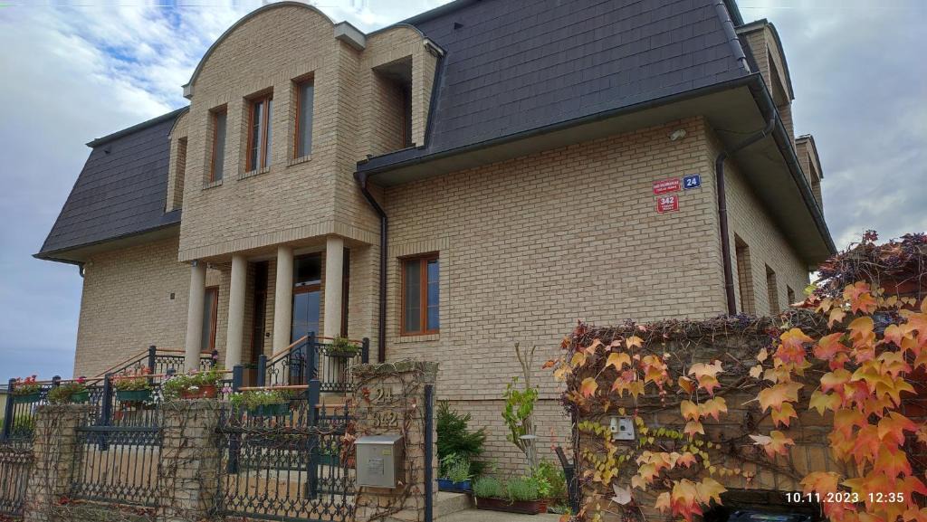 Lysolaje House | Villa Homestay Nad Helmrovkou