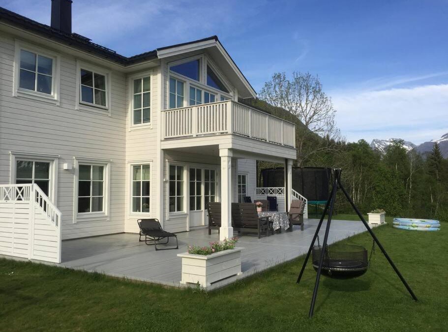 Rauma kommune Villa | Villa i Isfjorden!