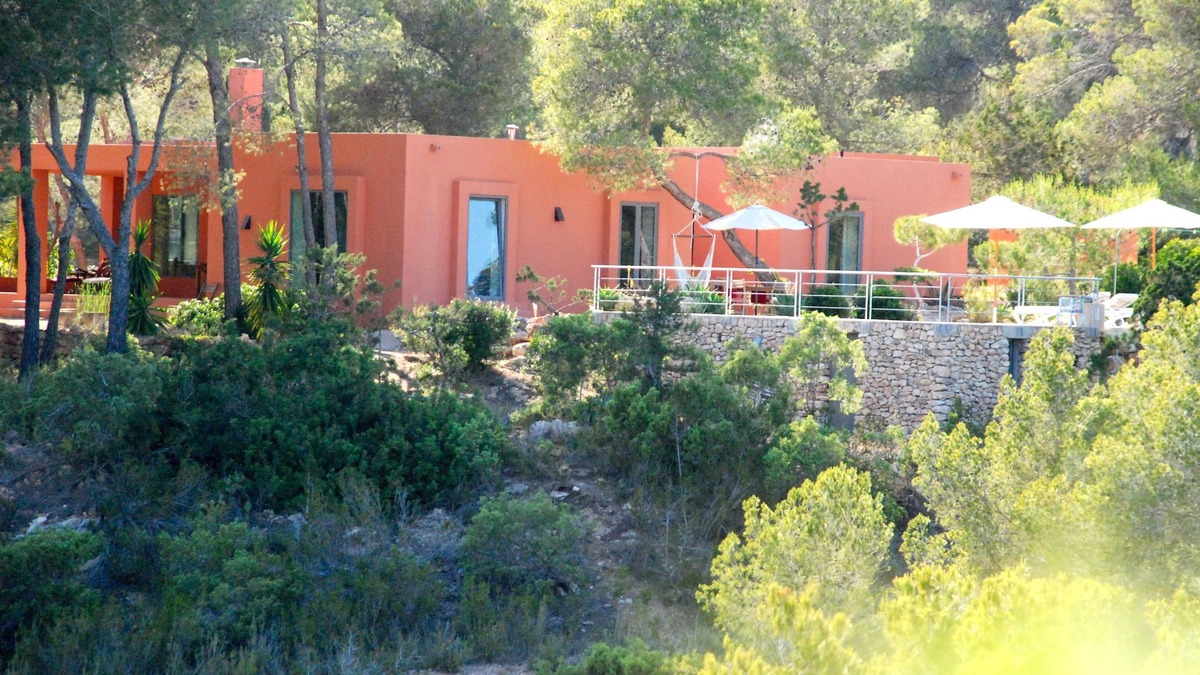 Sant Josep de sa Talaia Villa | Villa Ibiza Resort, pool, close to the beach, sea view, for romance + relaxation