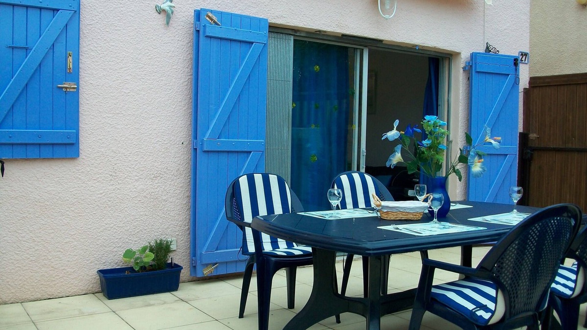 Cap d'Agde Villa | Villa ideally situated, quiet residence 10 minutes walk to the beach and golf