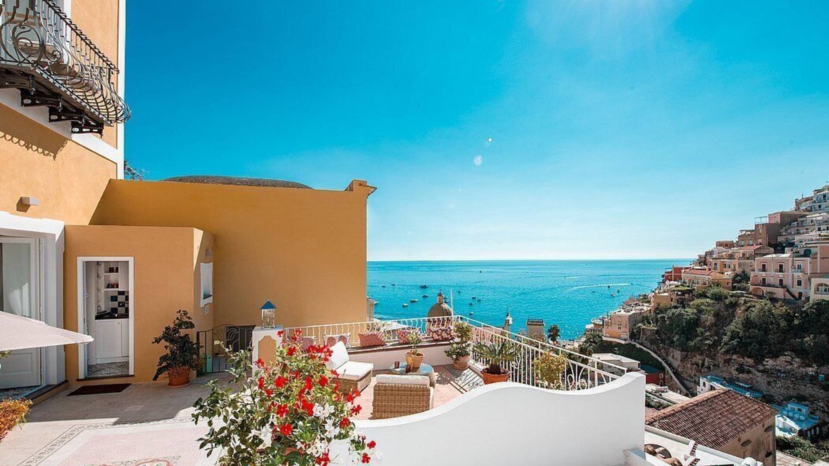 Positano City Centre Villa | Villa Idra: A charming and bright two-story villa in the heart of Positano, with Free WI-FI.