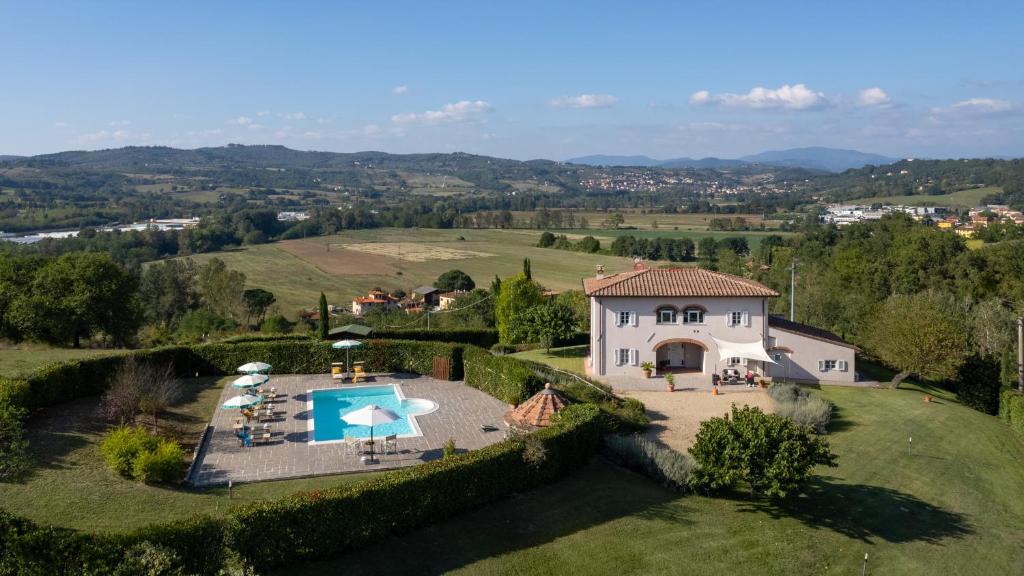 Reggello Villa | VILLA IL MAGNIFICO 10, Emma Villas