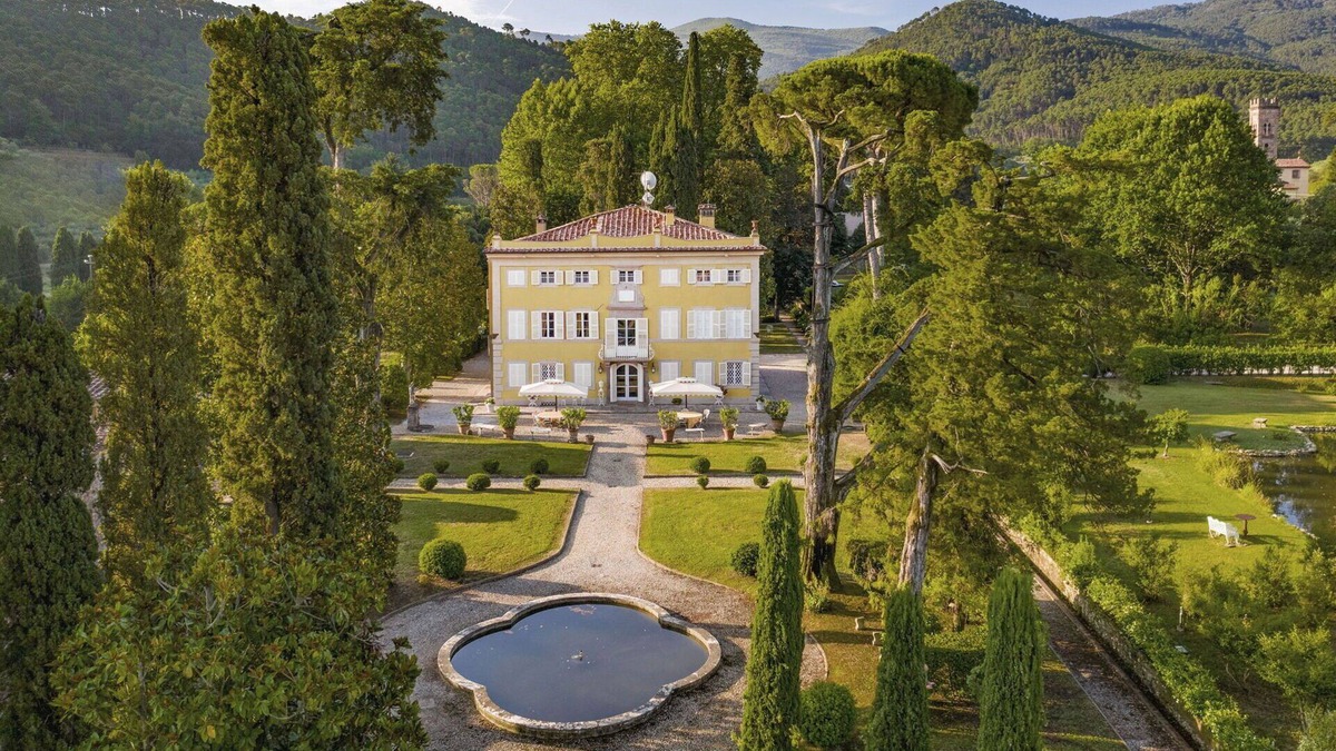 Vorno Villa | Villa in Capannori with 7 bedrooms sleeps 14