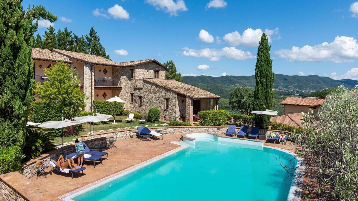 Canalicchio House | Villa in Collazone with Sauna & Pool