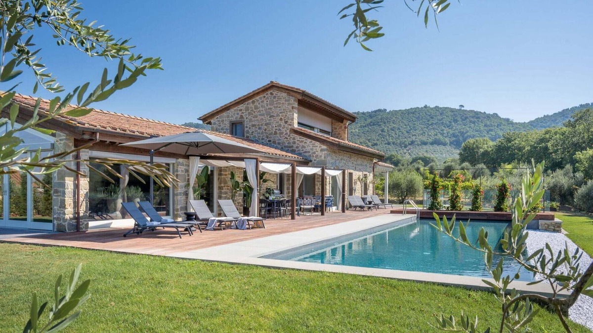 Ferretto Villa | Villa in Cortona with Infinity Pool & Spa