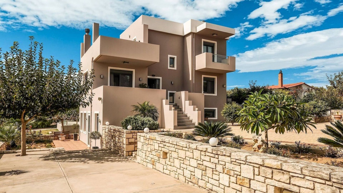 Platanes Villa | Villa in Crete with Stunning Views & Privacy