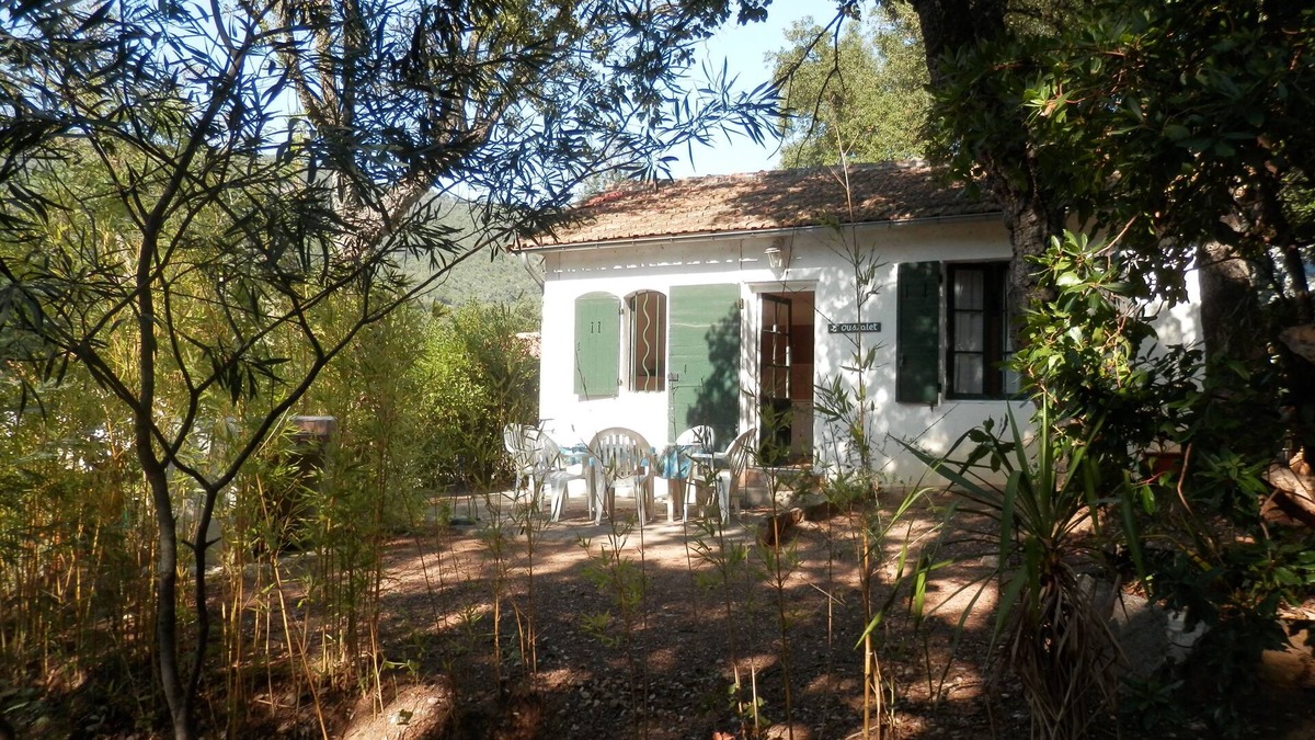 Rayol-Canadel-sur-Mer Villa | Villa in family property, with trees