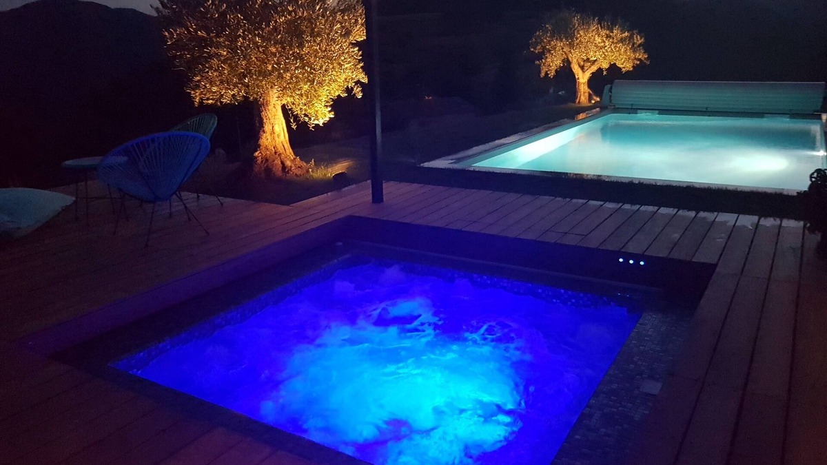 Saint-Etienne-de-Serre Villa | Villa in the heart of the mountains