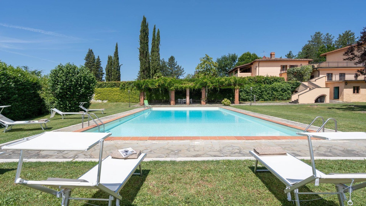 Vicchio Villa | Villa in Santa Maria A Vezzano with 5 bedrooms sleeps 10