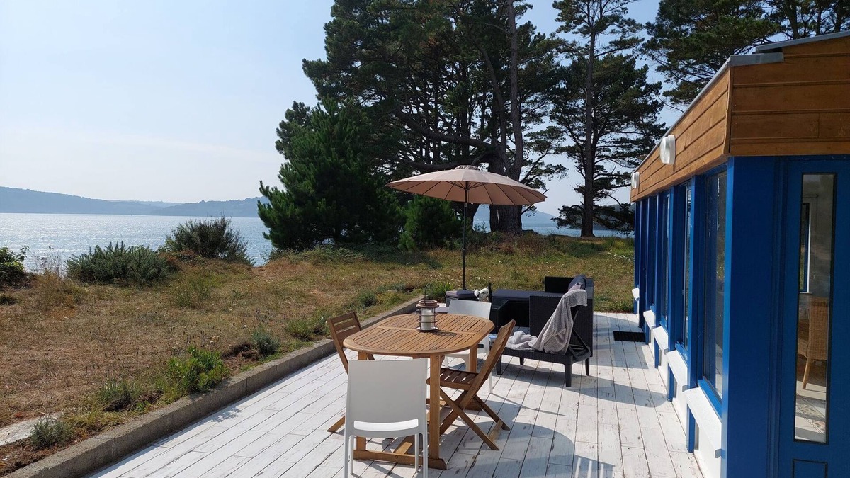 Hanvec House | Villa in Le Faou with Panoramic Sea Views