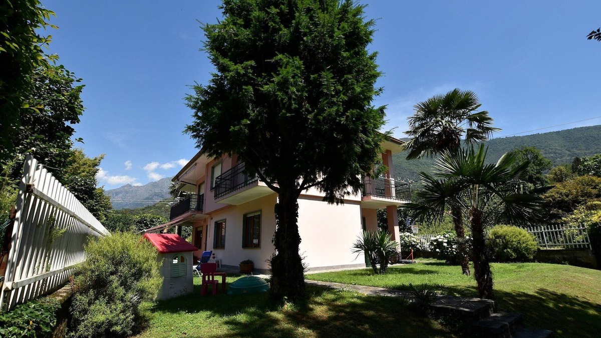 Mergozzo Villa | Villa in Mergozzo near Lago di Mergozzo