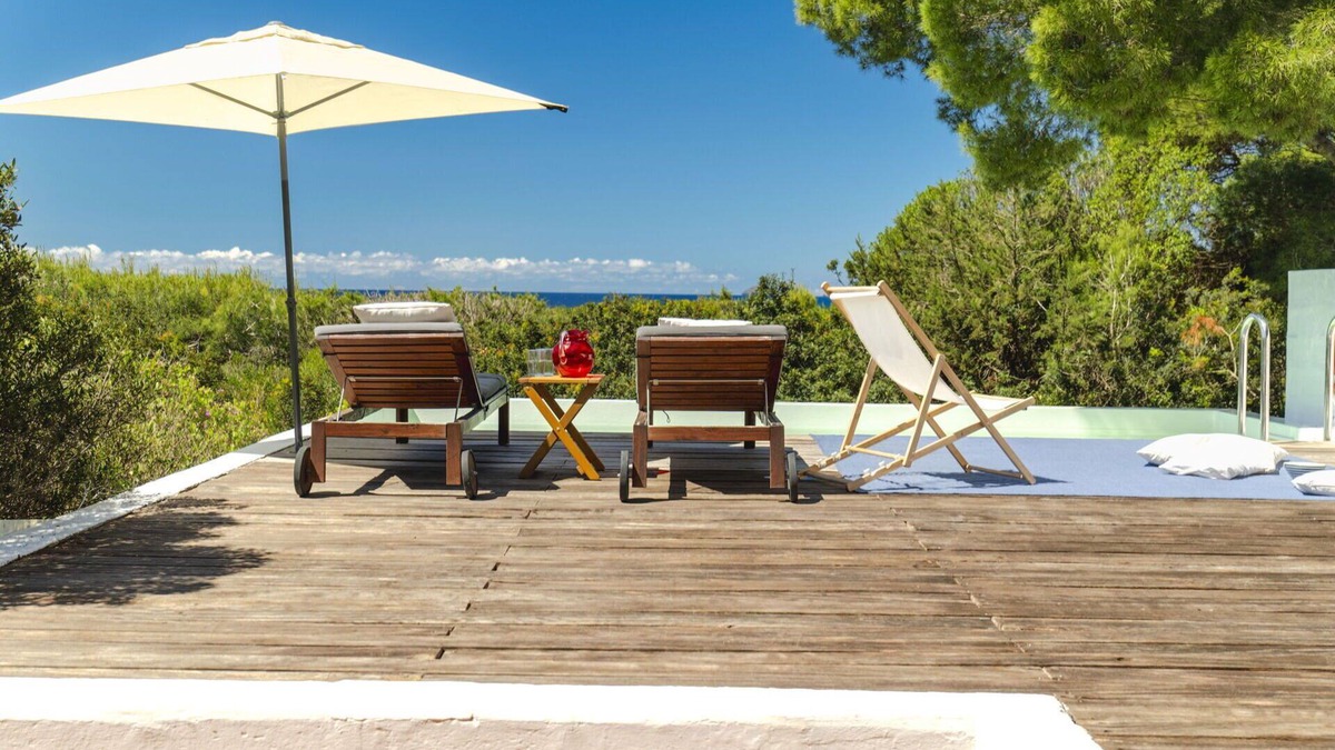 Porto Pinetto Villa | Villa in Porto Pino with 5 bedrooms sleeps 10