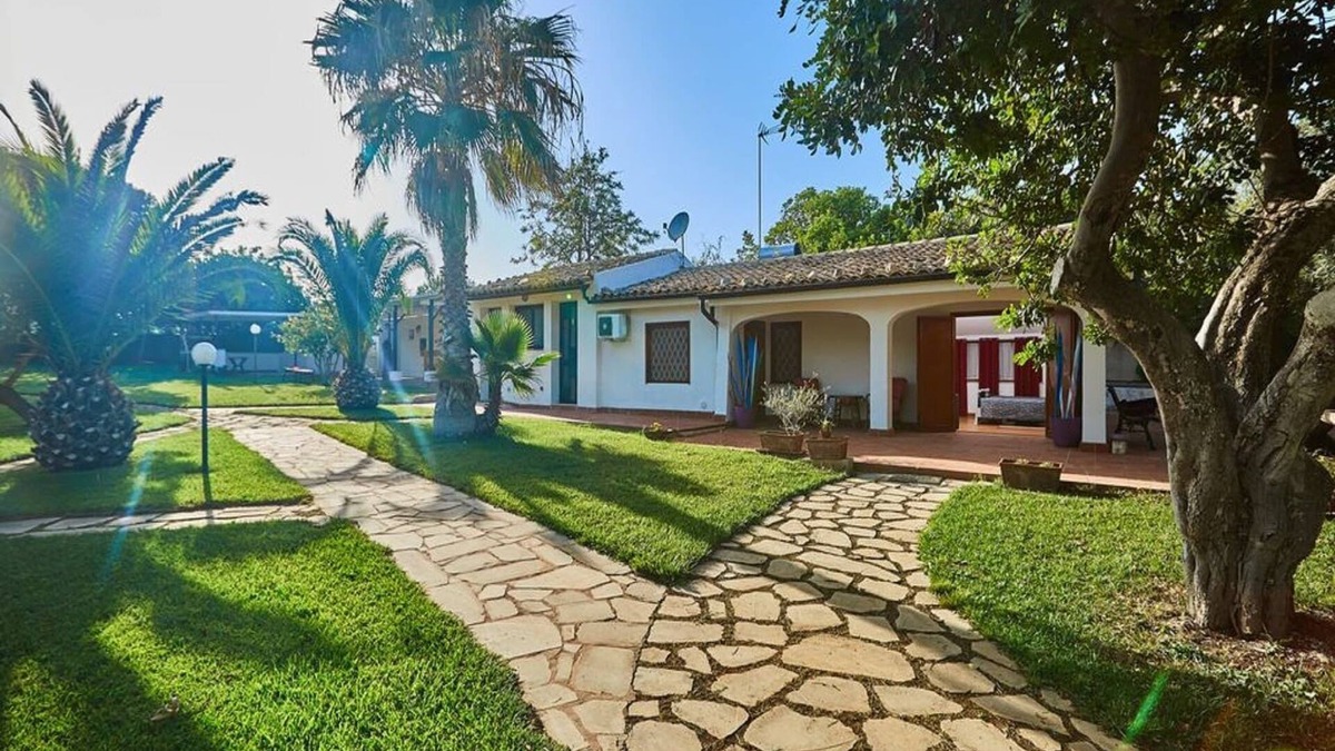 Modica Villa | Villa in Pozzallo near Sandy Beaches