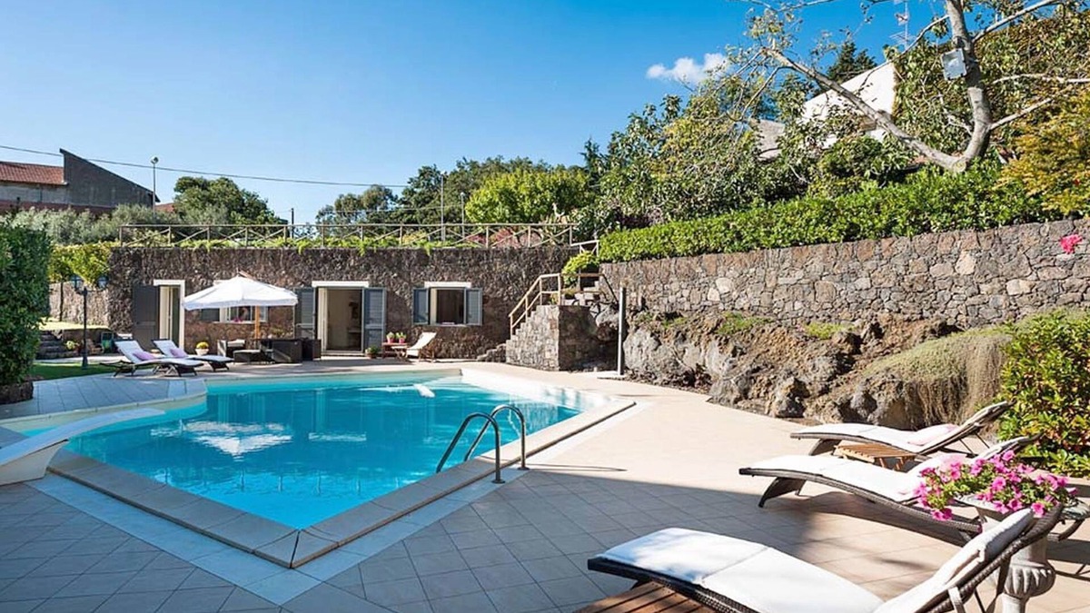 Ragalna Villa | Villa in Ragalna near Mount Etna with Pool