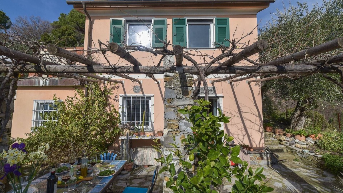 Rapallo Villa | Villa in Rapallo with Sea View and Olive Yards
