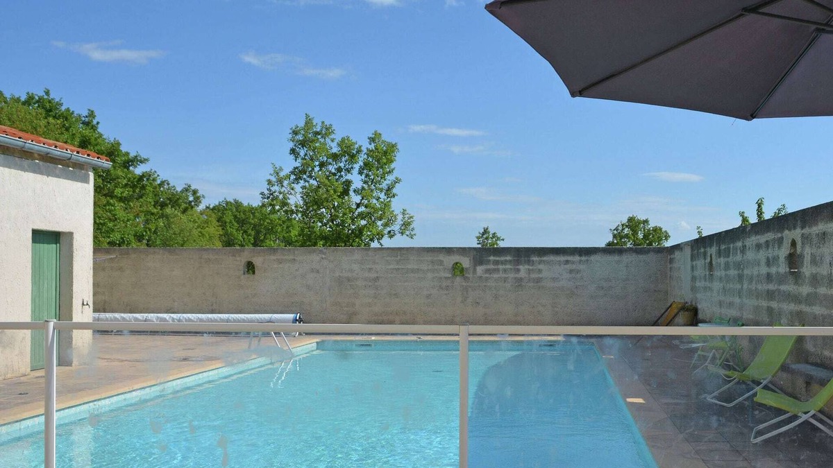 Saint-Privat-de-Champclos House | Villa in Saint-Privat-de-Champclos with pool
