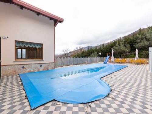 San Mango d'Aquino Villa | Villa in San Mango with Pool and Hot Tub
