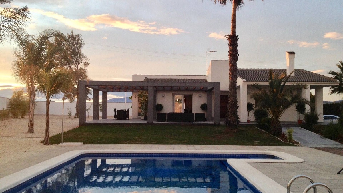 Valverde Alto Villa | Villa in the countryside for 8 people with private pool near the sea