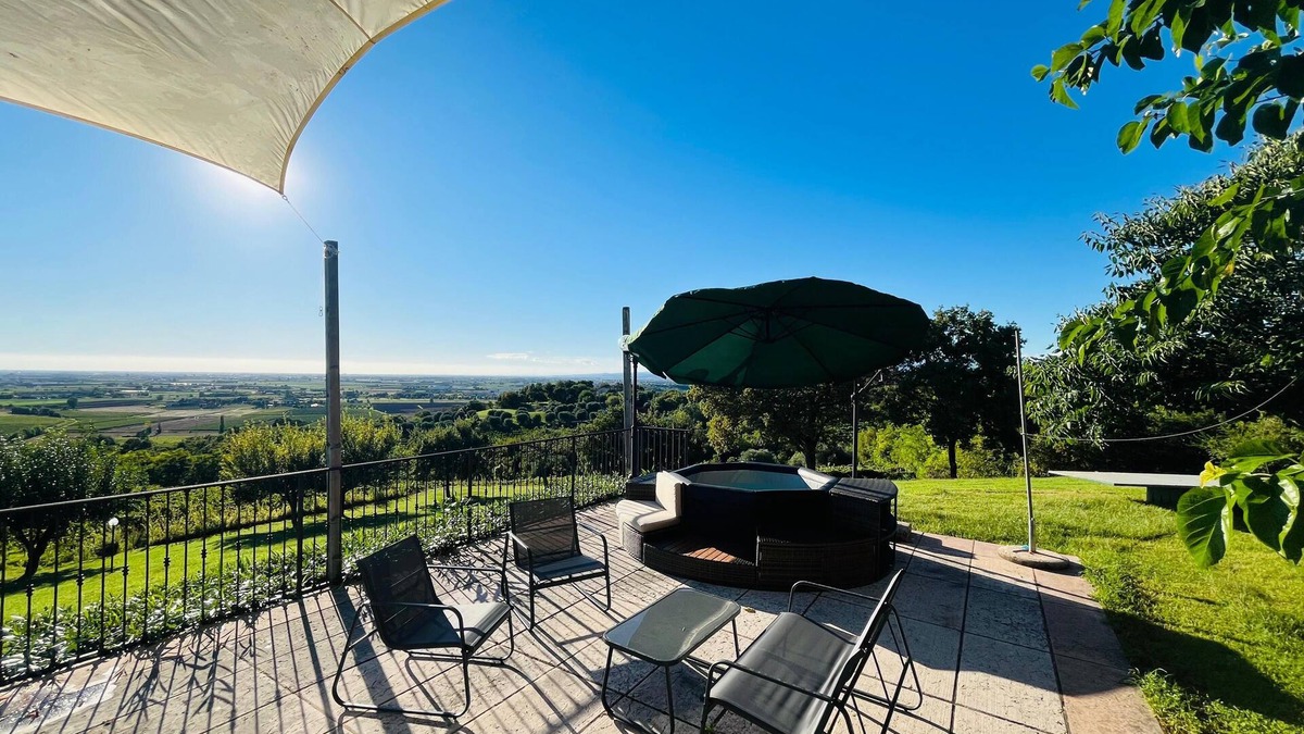 Orgiano Villa | Villa in the hills with Panorama and SPA - 1h from Venice-Verona-Dolomiti- Garda Lake