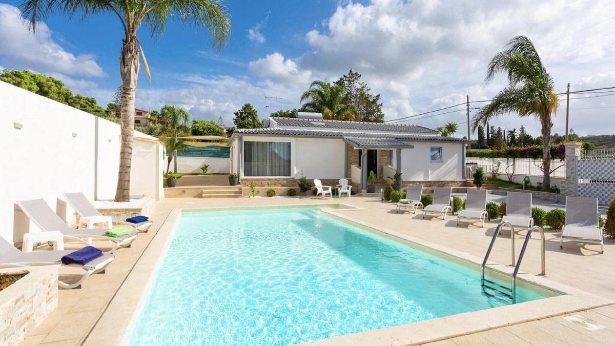 Trappeto House | Villa in Trappeto with Private Pool