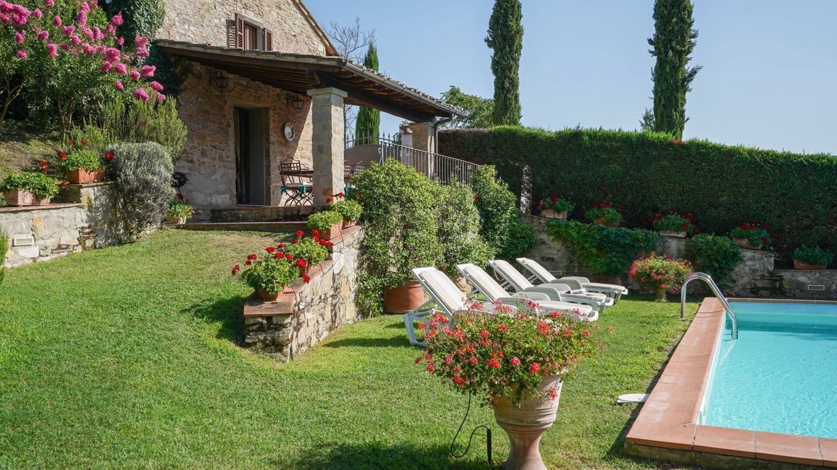 Dicomano Villa | Villa in Vicchio with 2 bedrooms sleeps 4