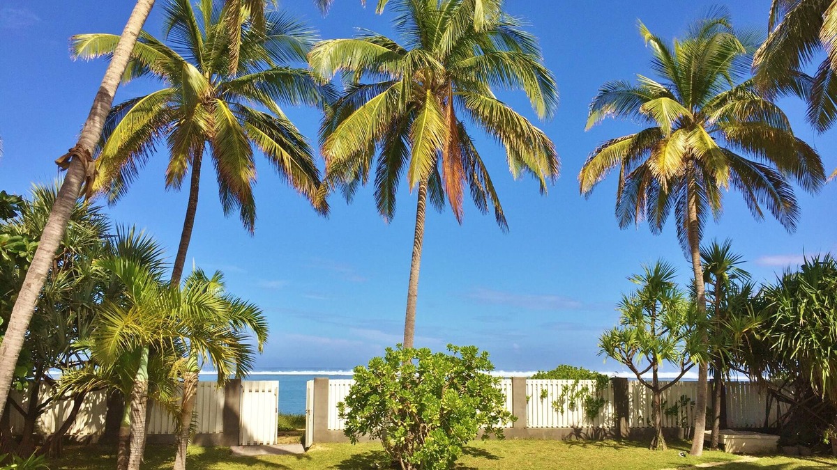 La Saline Les Bains House | * VILLA IPANEMA * - feet in the water