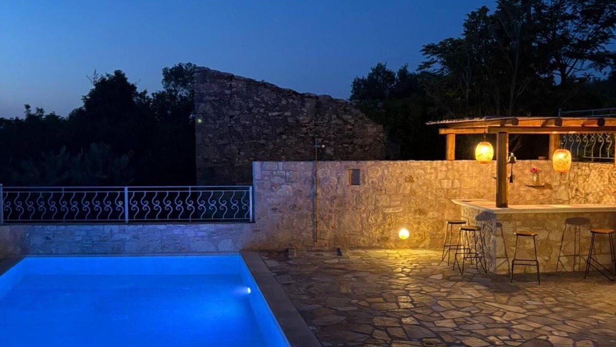 Vlachiana Villa | Villa Iremia