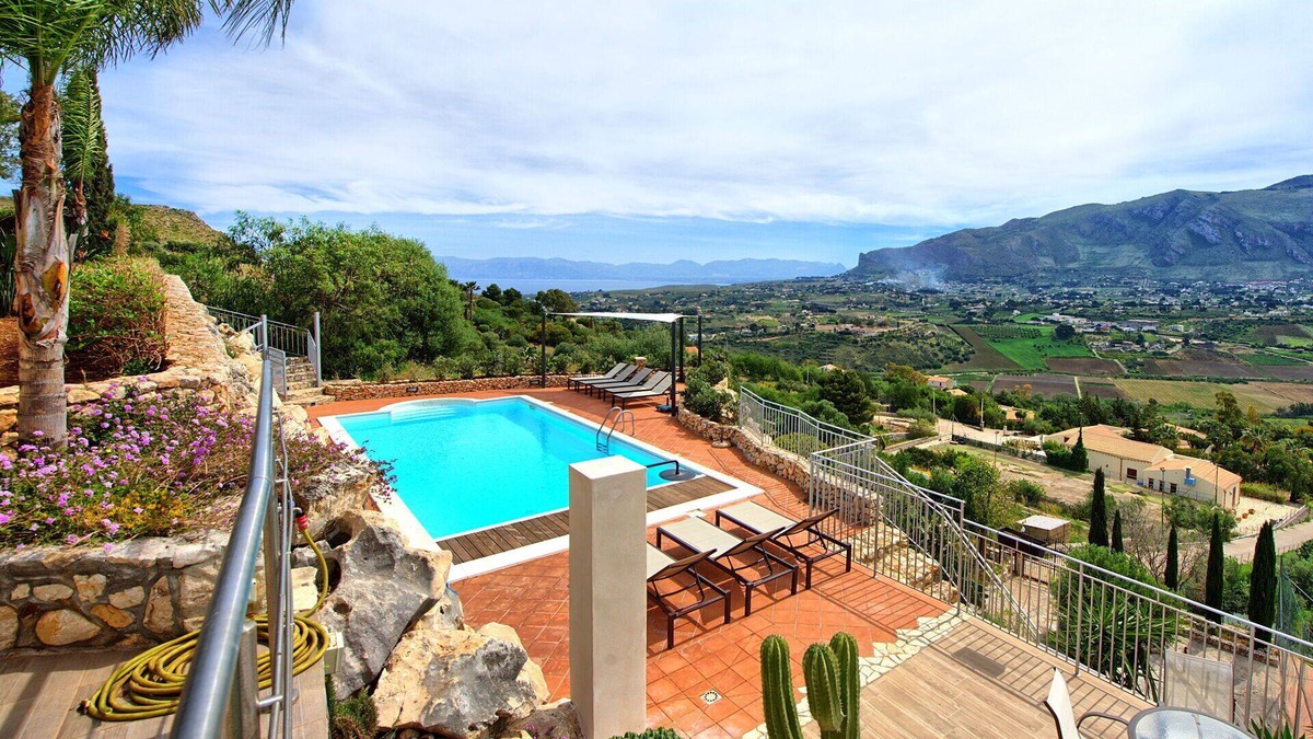Scopello Villa | Villa Petra–Villa with pool near Scopello, Sicily