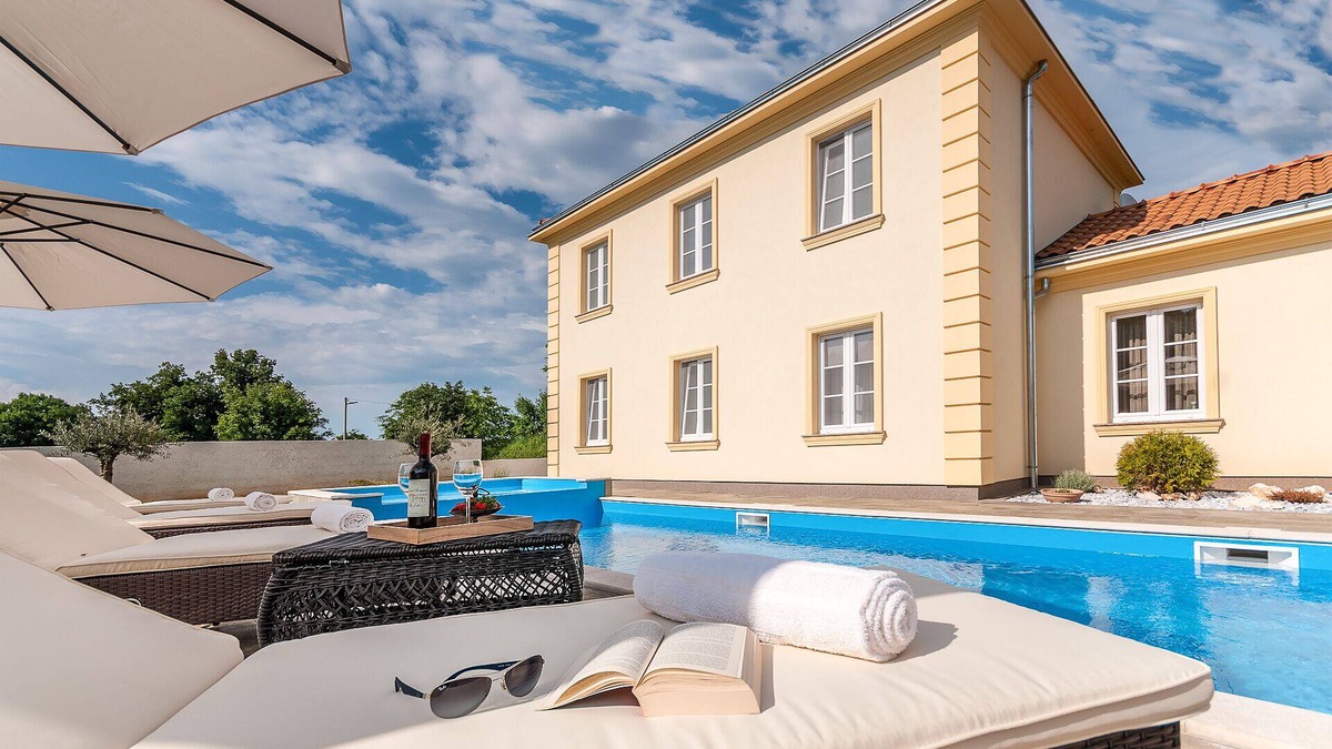 Rojnici Villa | Villa Jakov beautiful villa with 4 bedrooms