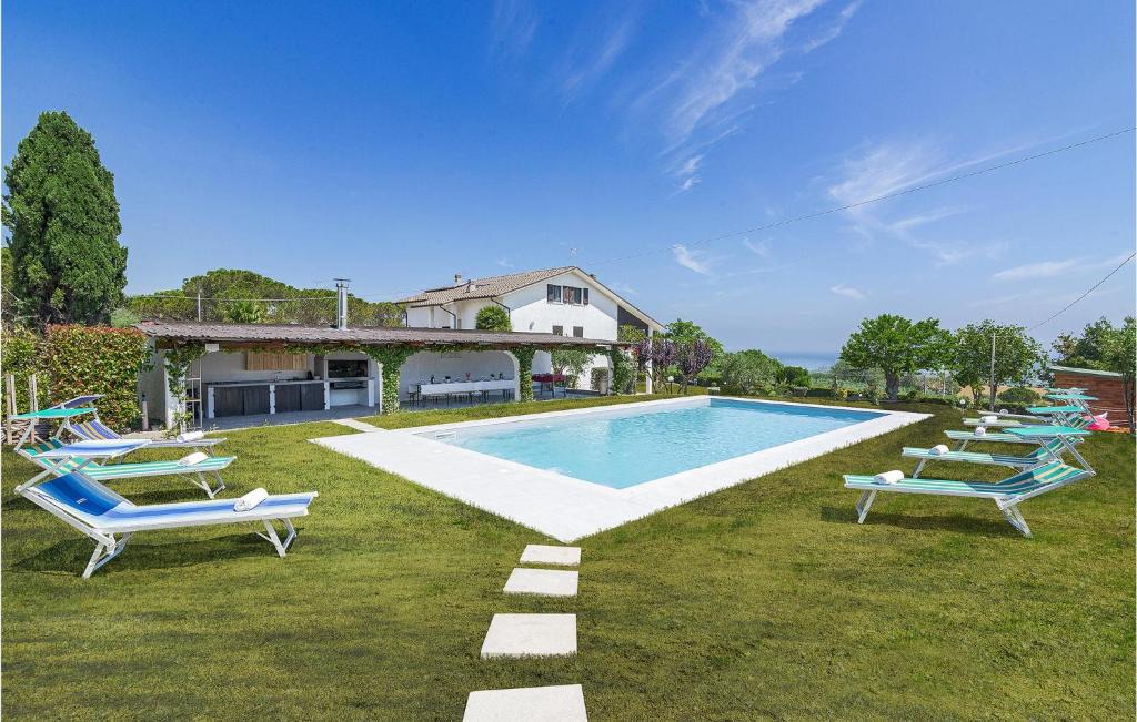 San Costanzo House | Villa James