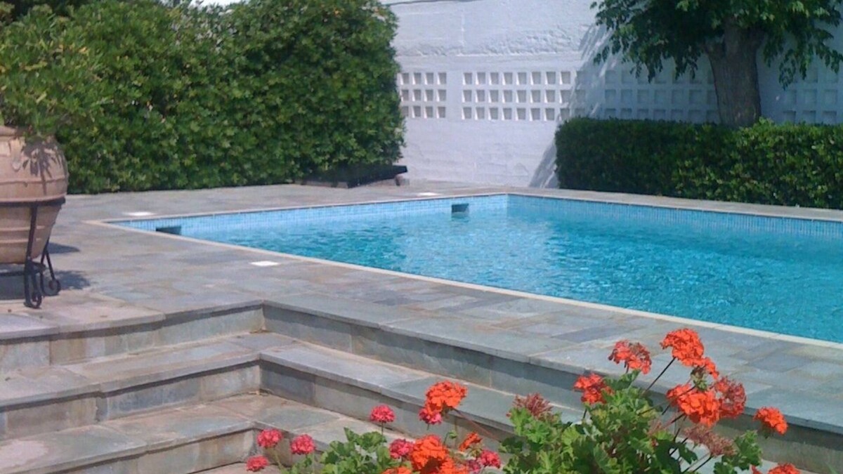 Velon House | Villa Jolimax with Private Swimming Pool