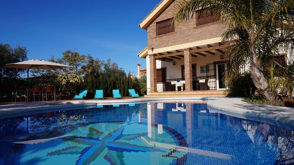 Alhaurin el Grande Villa | VILLA JORGE/PRIVATE HEATED POOL/JACUZZI/BBK. EXT/GAME ROOM